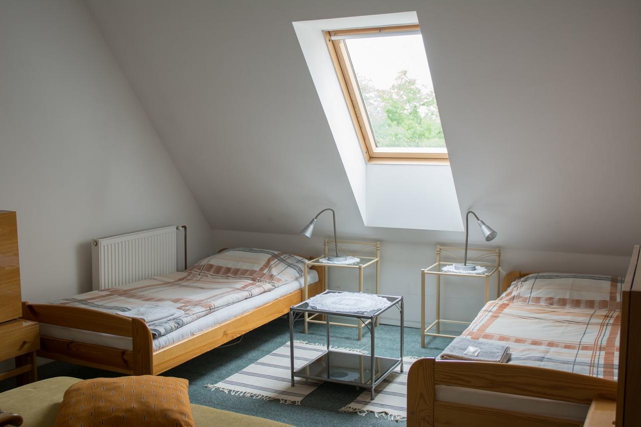 Penzion Signum Laudis Hotel Velké Hamry Buitenkant foto