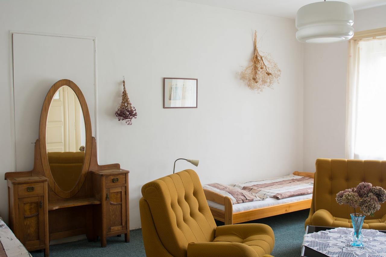 Penzion Signum Laudis Hotel Velké Hamry Buitenkant foto