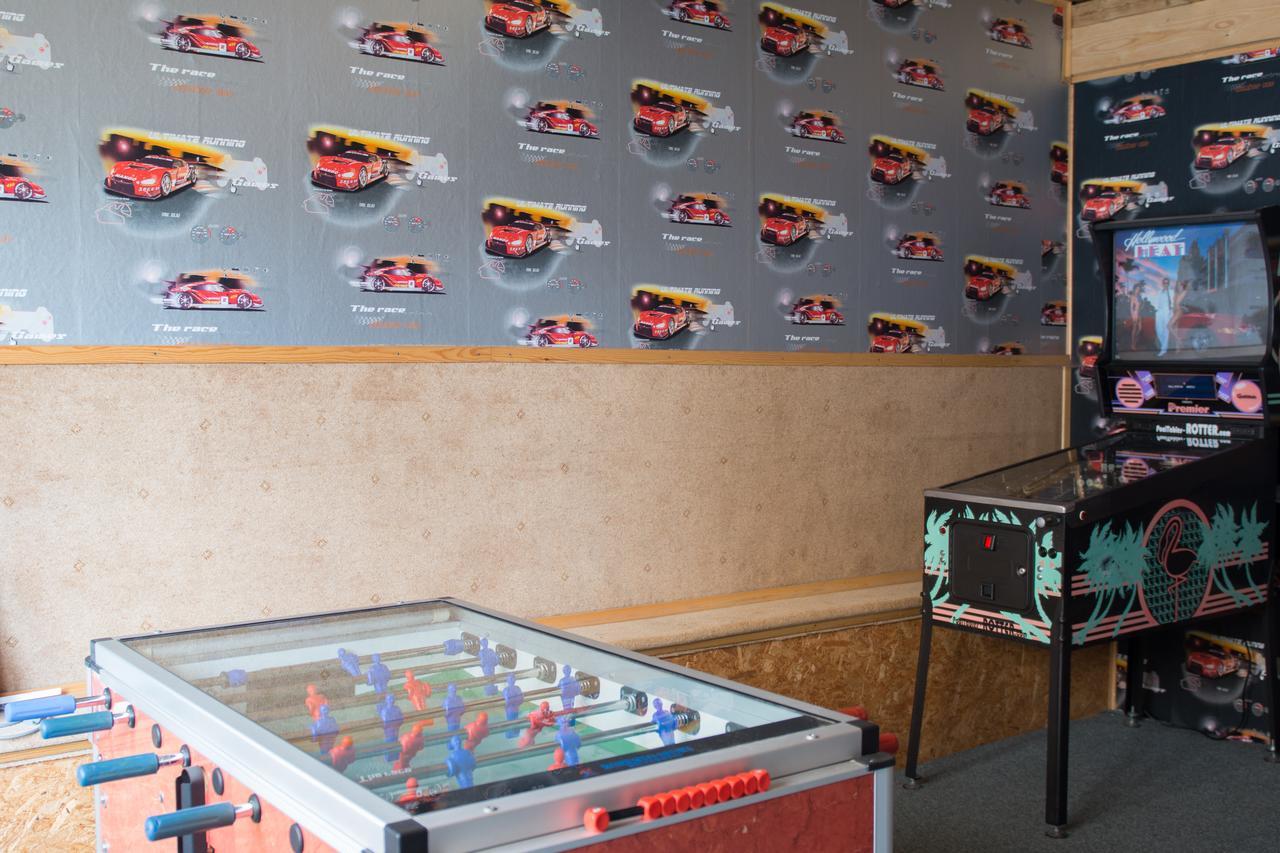 Penzion Signum Laudis Hotel Velké Hamry Buitenkant foto